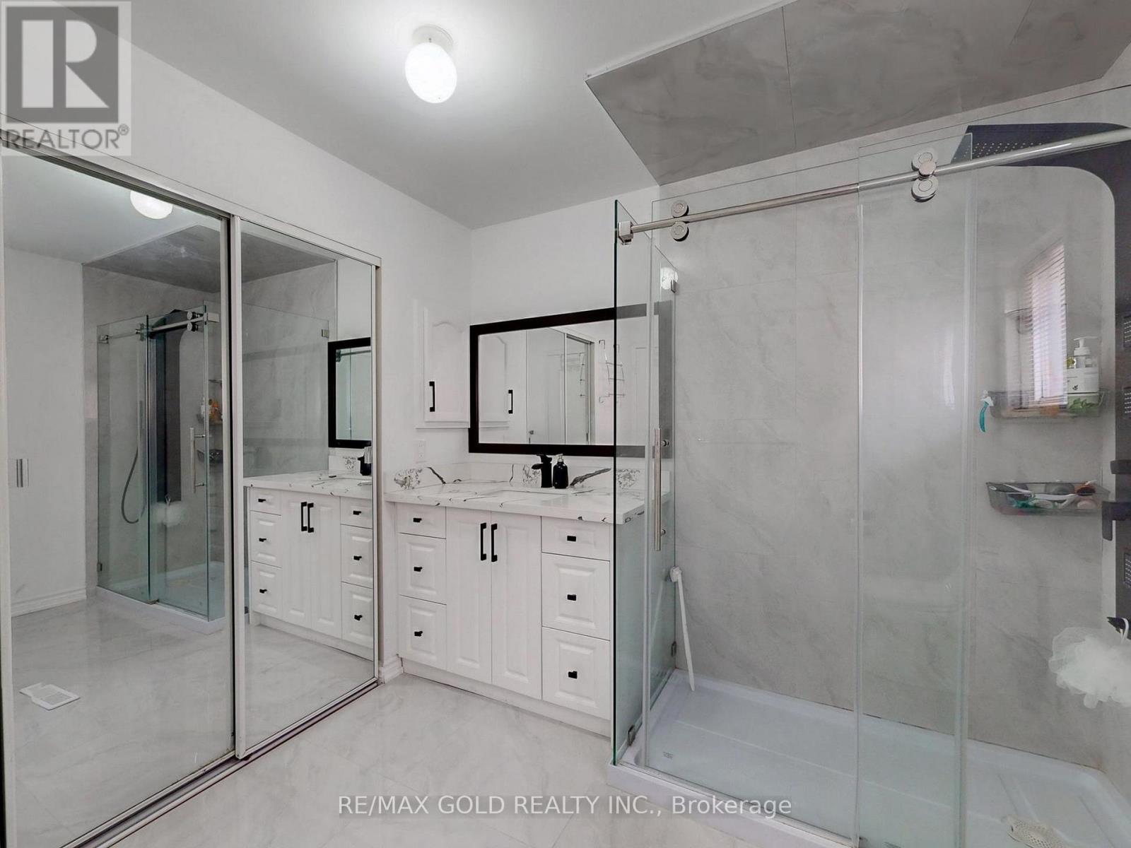 4 Treepark Street, Brampton, Ontario  L6R 1T3 - Photo 14 - W13515818