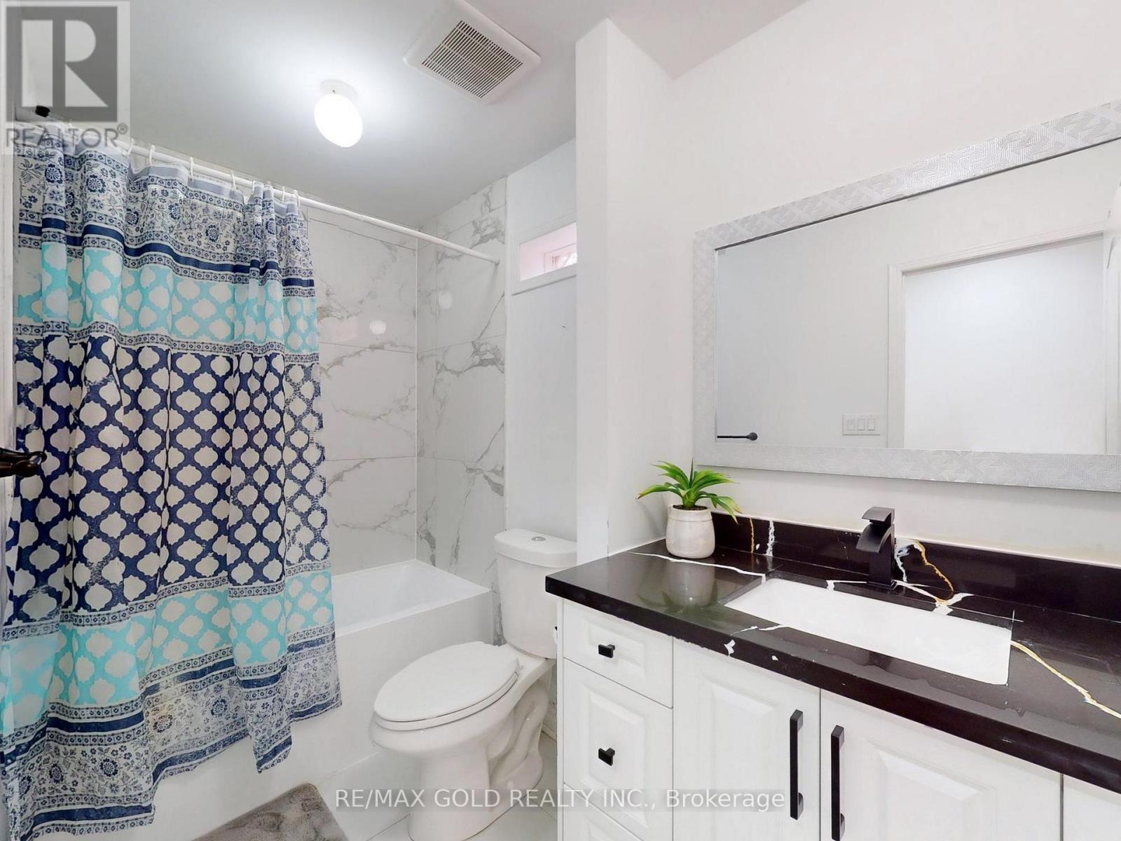 4 Treepark Street, Brampton, Ontario  L6R 1T3 - Photo 16 - W13515818