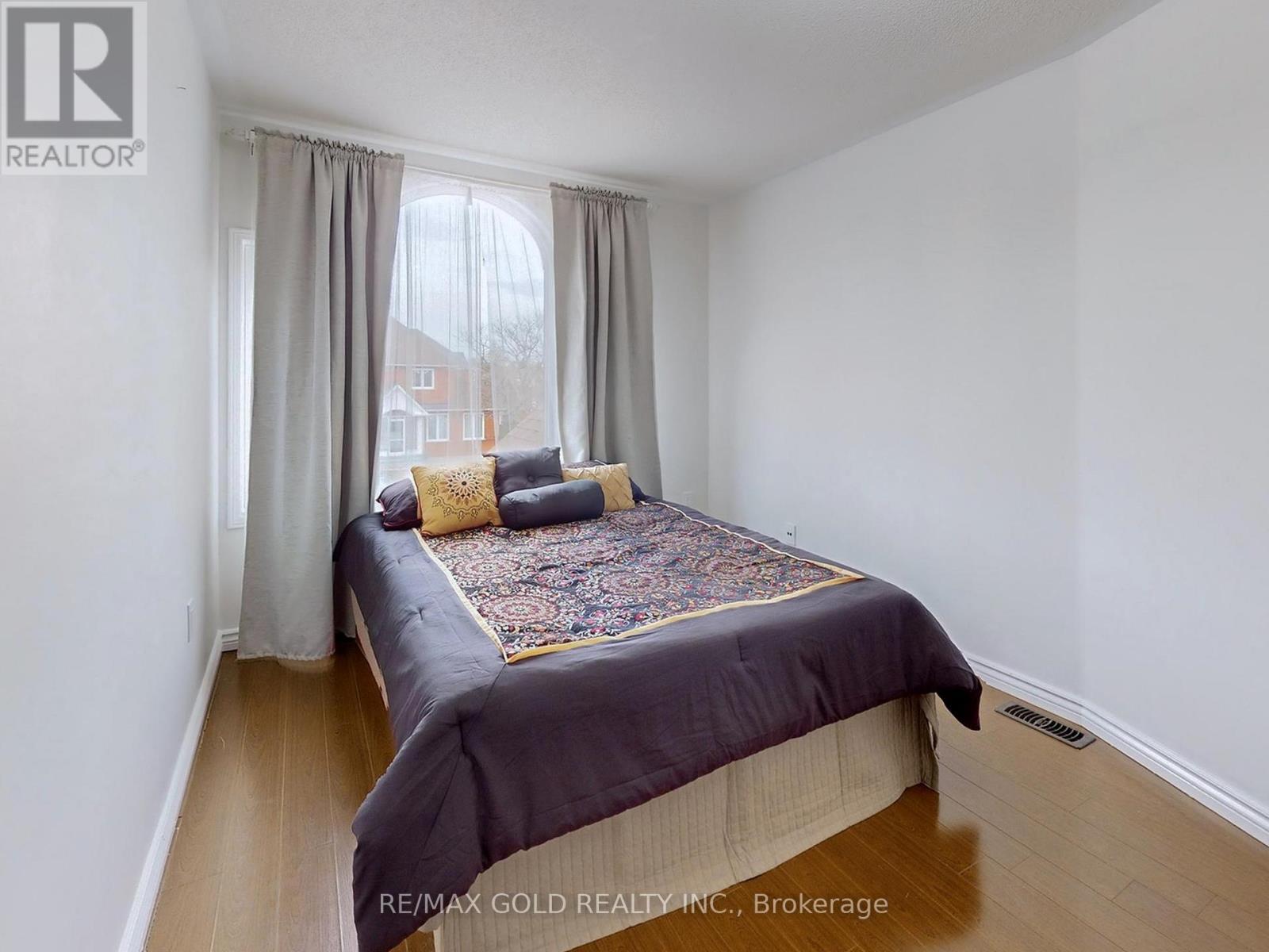 4 Treepark Street, Brampton, Ontario  L6R 1T3 - Photo 18 - W13515818