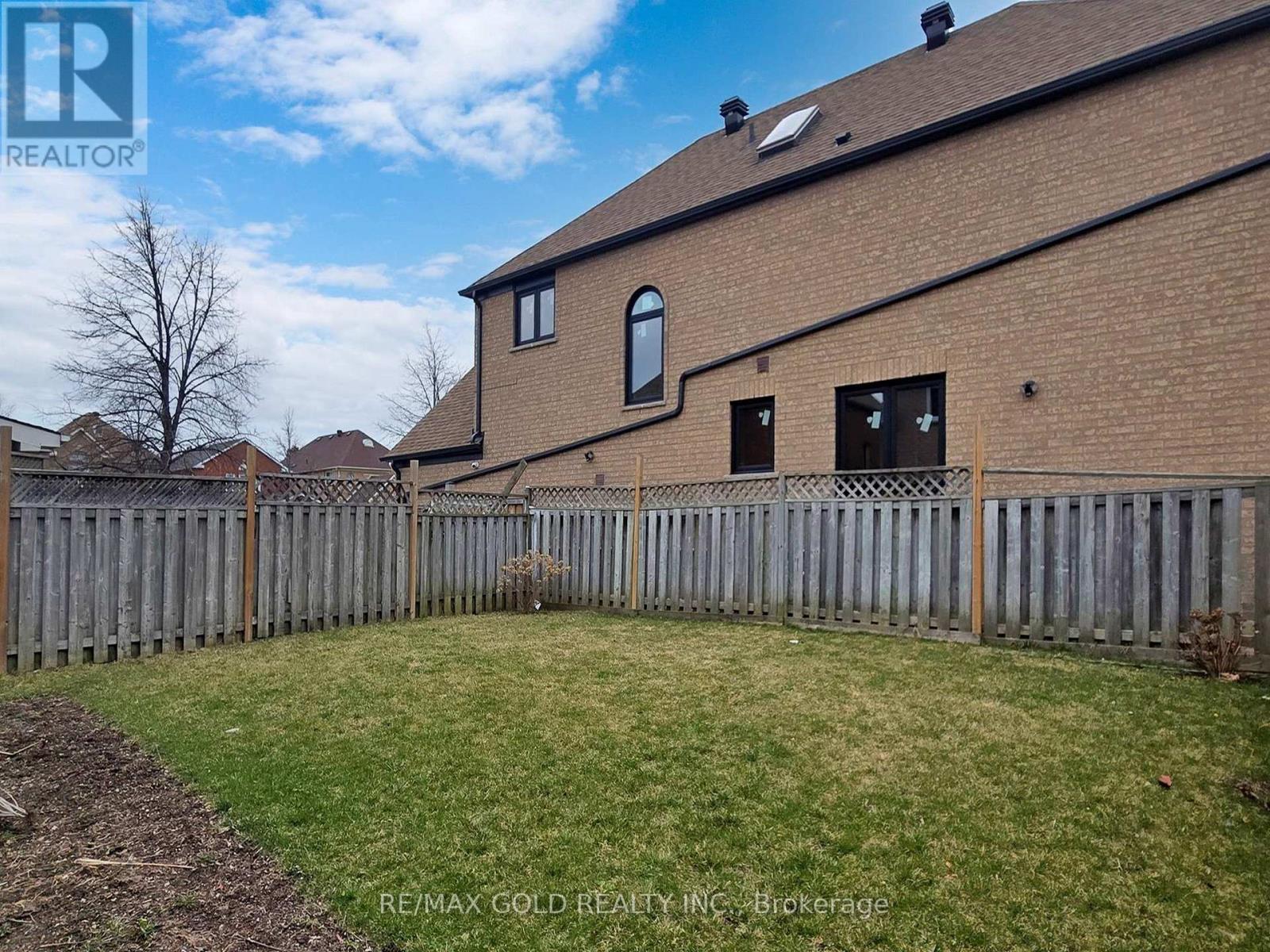 4 Treepark Street, Brampton, Ontario  L6R 1T3 - Photo 21 - W13515818