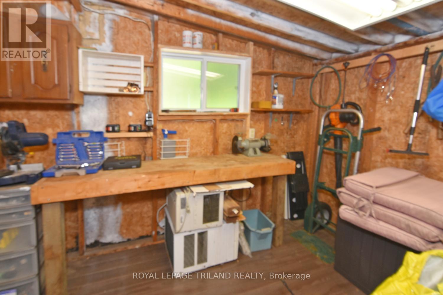 6302 Huron Drive, Lambton Shores, Ontario  N0N 1J1 - Photo 22 - X13515972