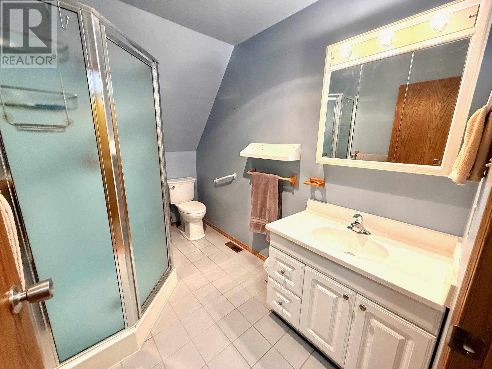 60 Campbell Road, Kenora, Ontario  P9N 4N3 - Photo 20 - TB2601759