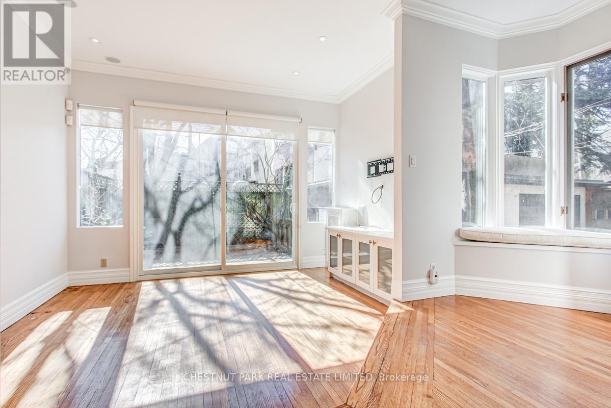 124 Glen Road, Toronto, Ontario  M4W 2W2 - Photo 15 - C13515950