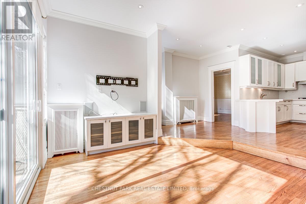 124 Glen Road, Toronto, Ontario  M4W 2W2 - Photo 17 - C13515950