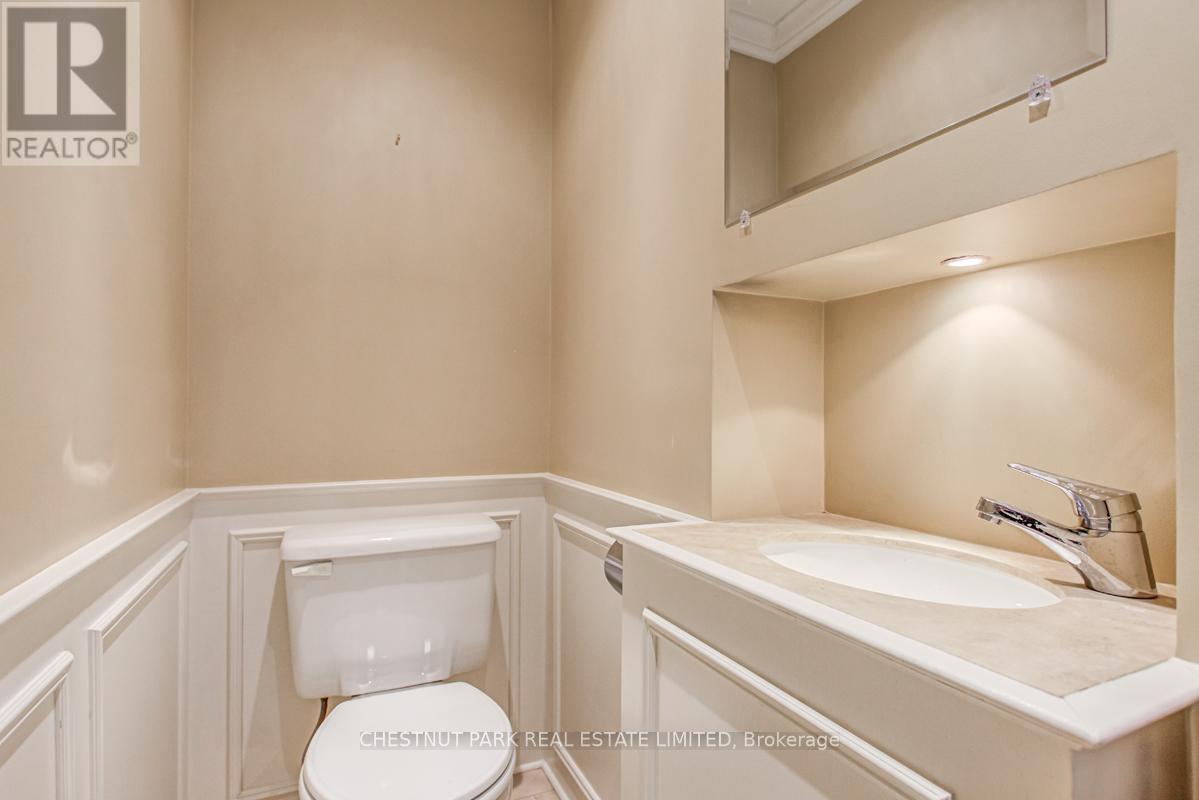 124 Glen Road, Toronto, Ontario  M4W 2W2 - Photo 18 - C13515950