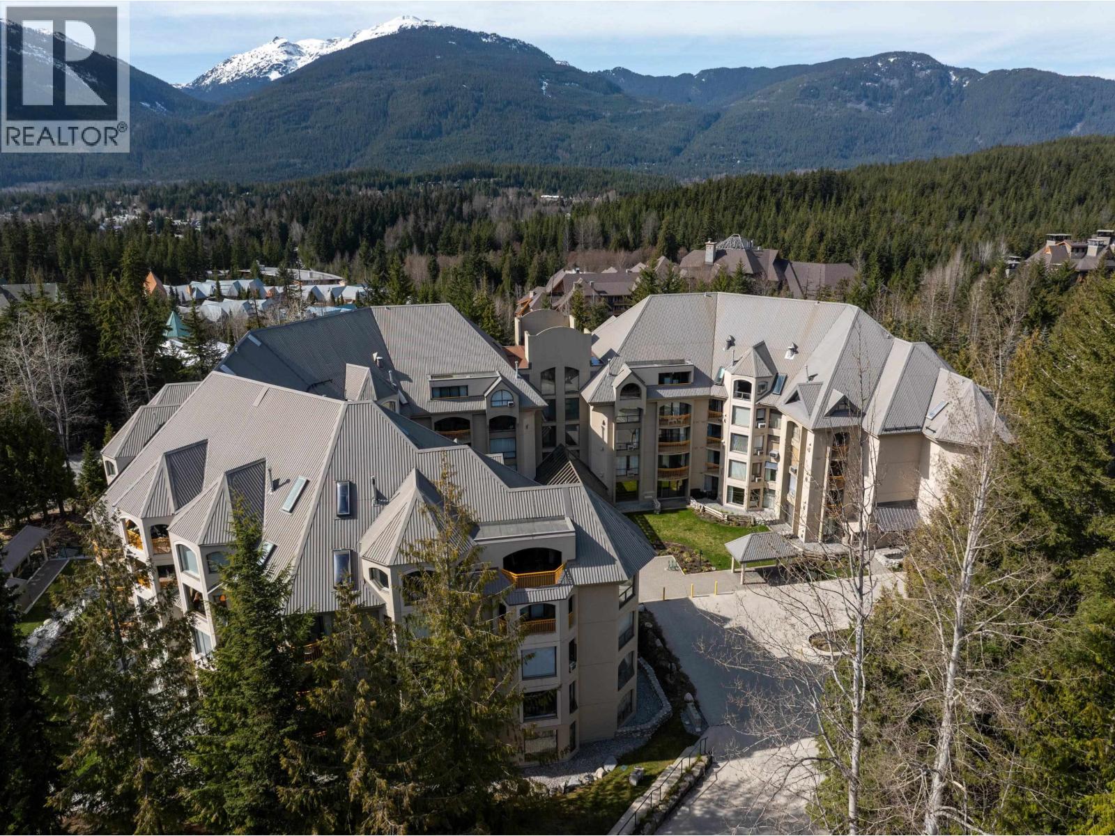 613 4809 Spearhead Drive, Whistler, British Columbia  V8E 1E7 - Photo 2 - R3142068