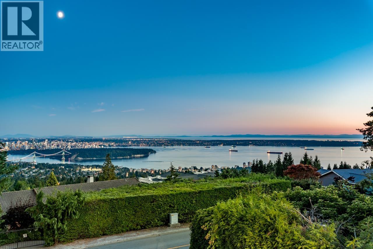1441 Chartwell Drive, West Vancouver, British Columbia V7S 2R9 - Photo 25 - R3142087