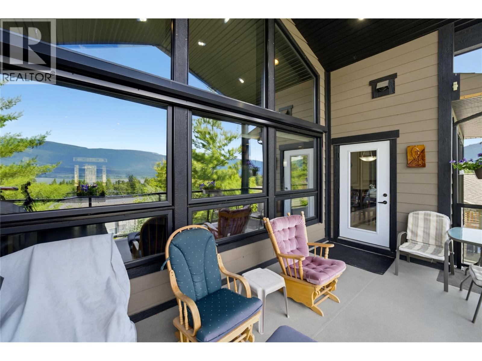 2421 25 Street NE, Salmon Arm, British Columbia  V1E 2Z7 - Photo 25 - 10393352
