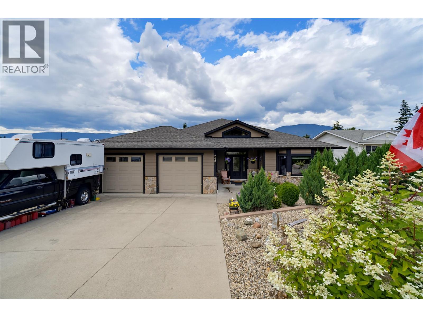 2421 25 Street NE, Salmon Arm, British Columbia  V1E 2Z7 - Photo 54 - 10393352