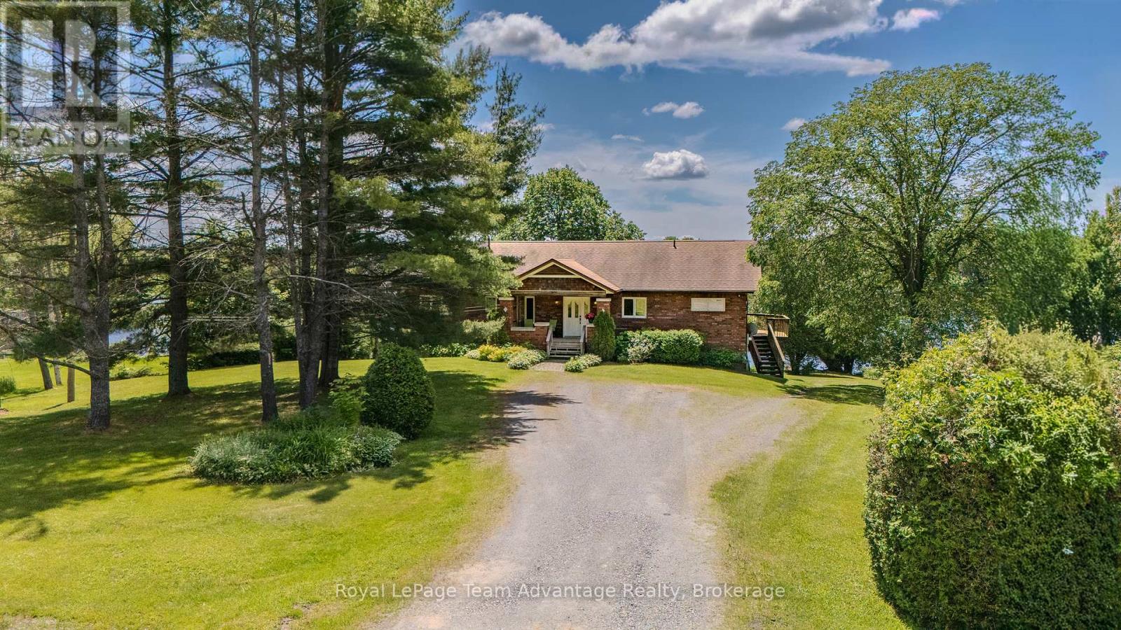 4 & 6 Sharon Park Drive, Mckellar, Ontario  P0G 1C0 - Photo 2 - X13515942