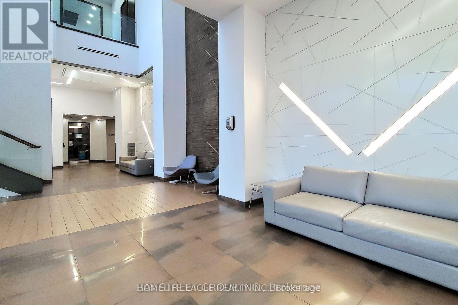 221 - 277 South Park Road, Markham (Commerce Valley), Ontario  L3T 0B7 - Photo 2 - N13515986