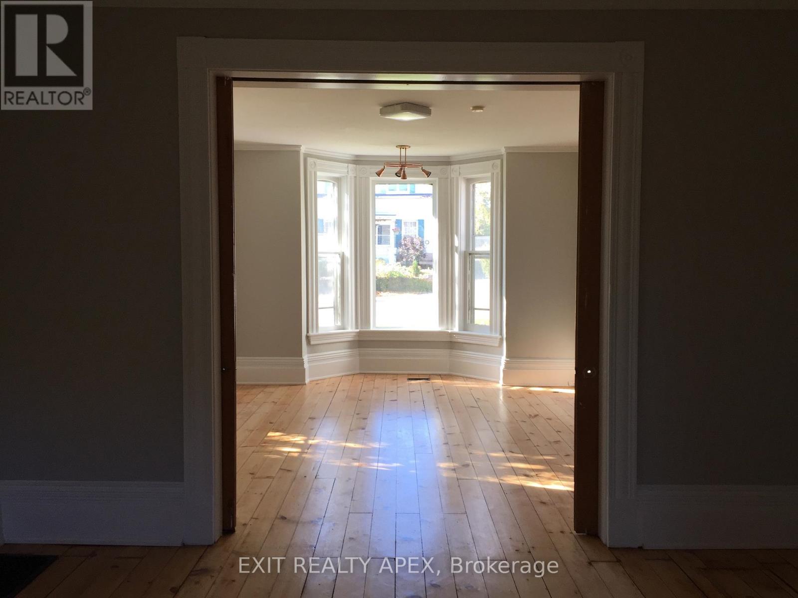 2 - 87 Main Street N, Milton, Ontario  L0P 1B0 - Photo 4 - W13515930