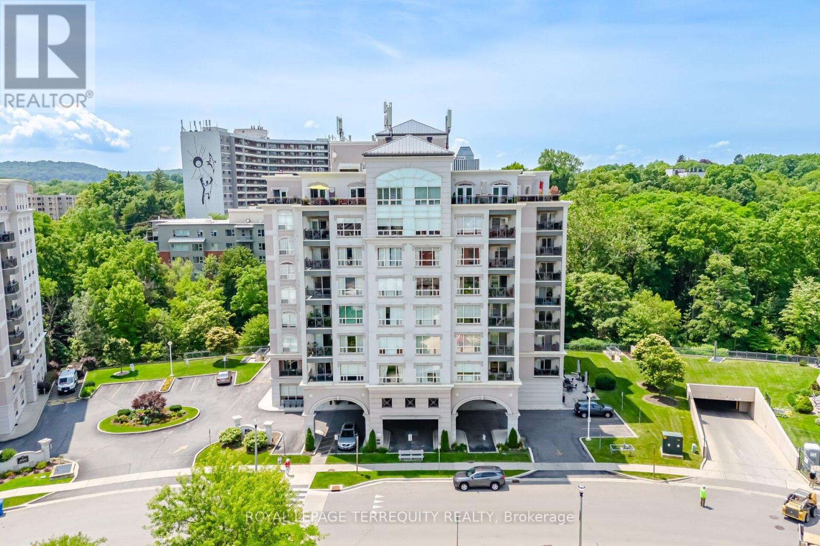 707 - 2000 CREEKSIDE DRIVE, Hamilton (Dundas)