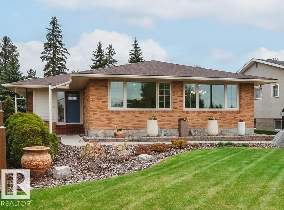 5431 113a St Nw, Edmonton, Alberta  T6H 1A4 - Photo 2 - E4496784