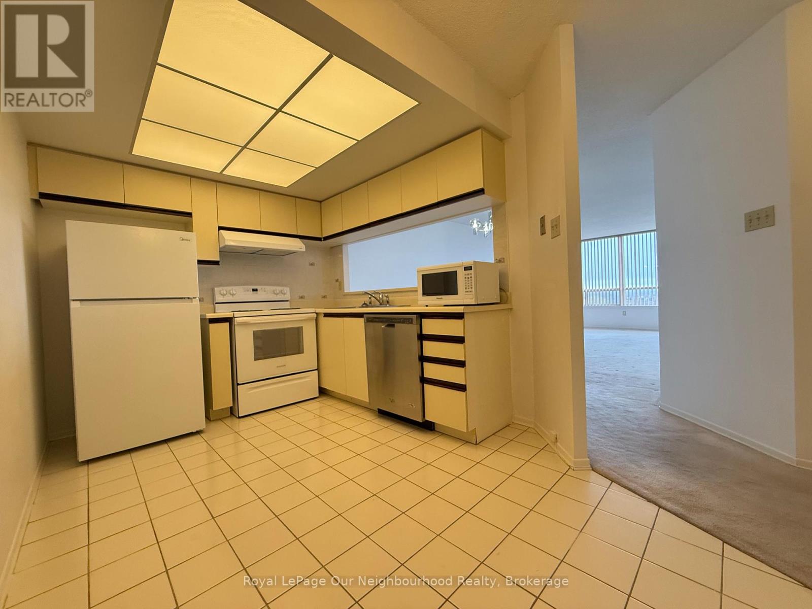1103 - 330 Alton Towers Circle, Toronto, Ontario  M1V 5H3 - Photo 2 - E13516166