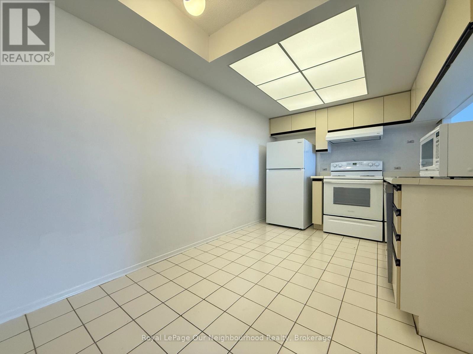 1103 - 330 Alton Towers Circle, Toronto, Ontario  M1V 5H3 - Photo 3 - E13516166