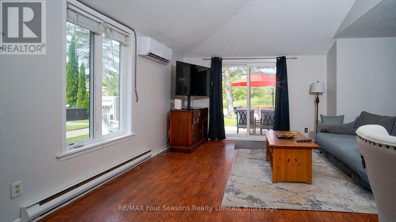 4 - 4 Trafalgar Road, Collingwood, Ontario  L9Y 5G4 - Photo 7 - S13516158