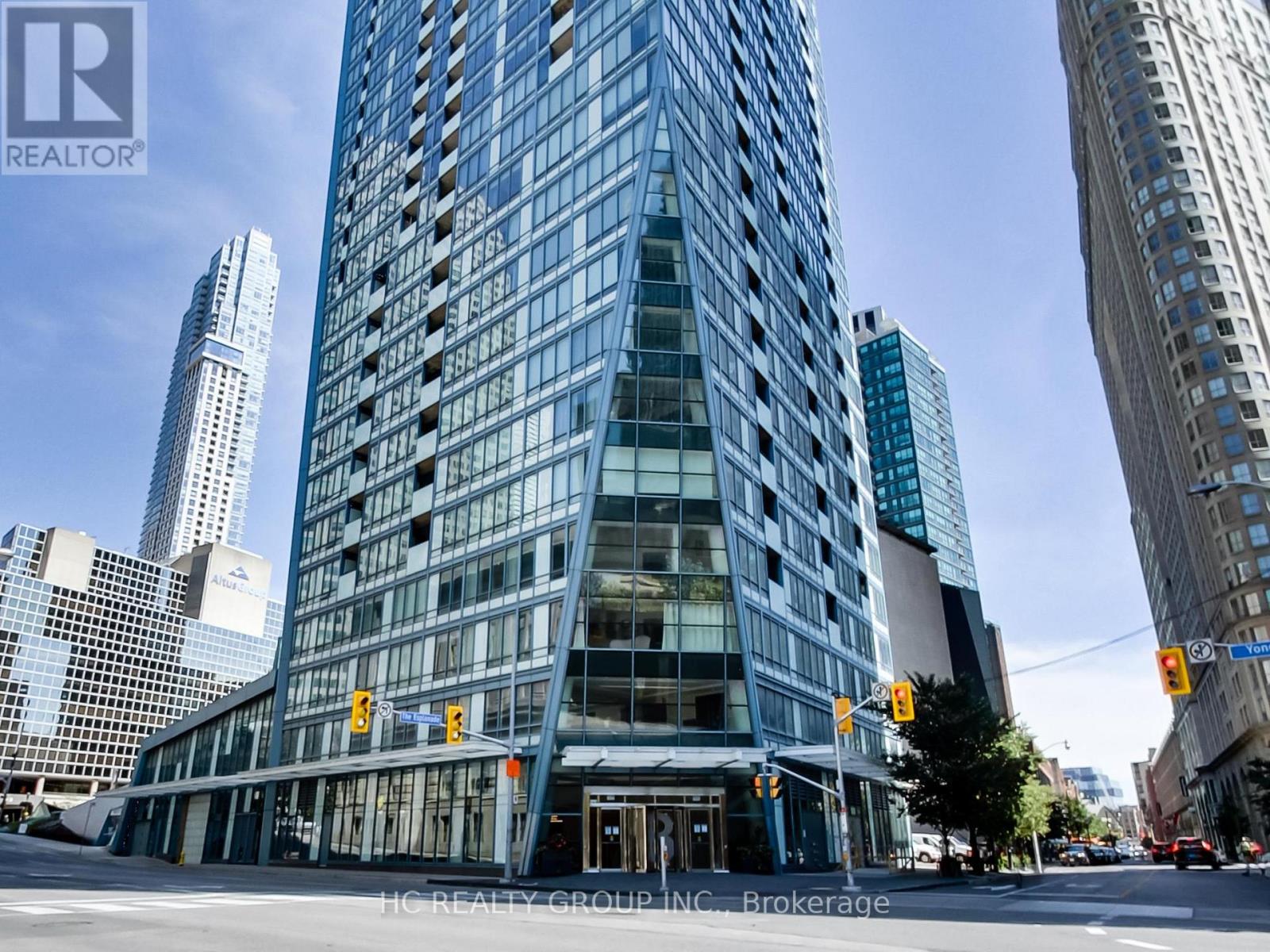 3606 - 8 The Esplanade Street, Toronto, Ontario  M5E 0A6 - Photo 17 - C13516024