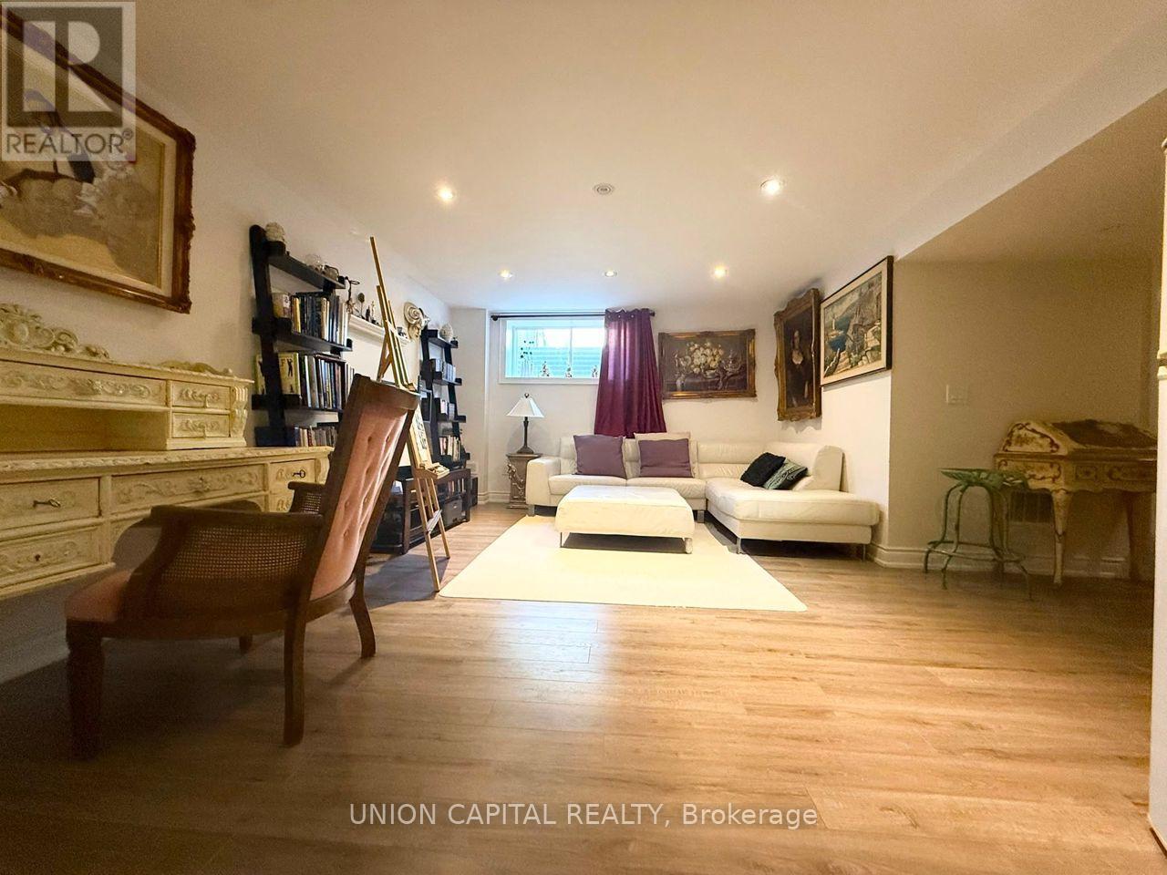 Lower - 39 Shamokin Drive, Toronto, Ontario  M3A 3H9 - Photo 4 - C13516104