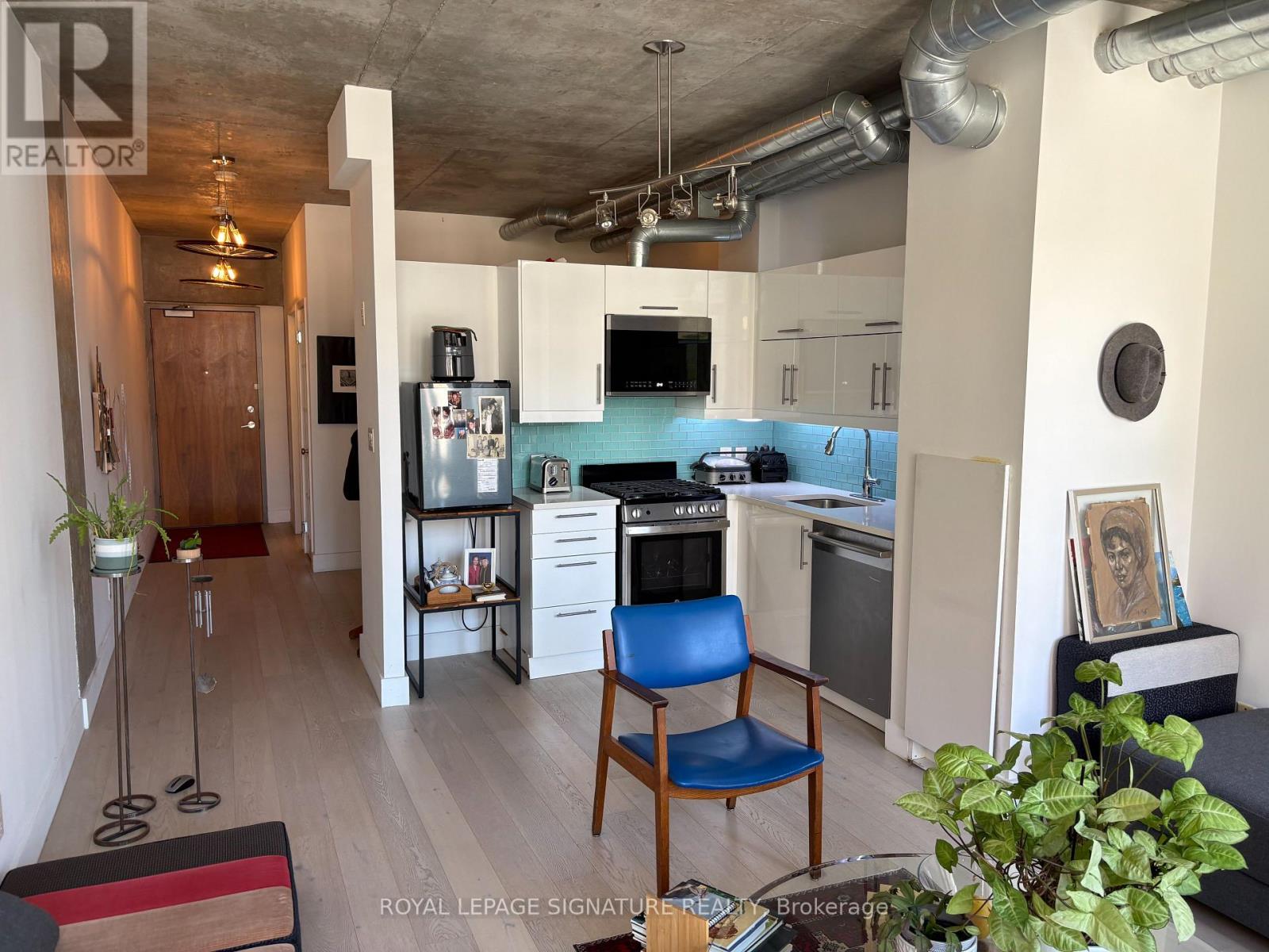 403 - 169 John Street, Toronto, Ontario  M5T 1X3 - Photo 4 - C13516162