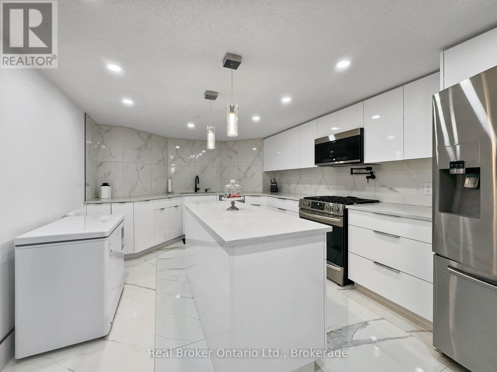 19 Zavarella Court, Brant (Paris), Ontario  N3L 4H3 - Photo 22 - X13516084