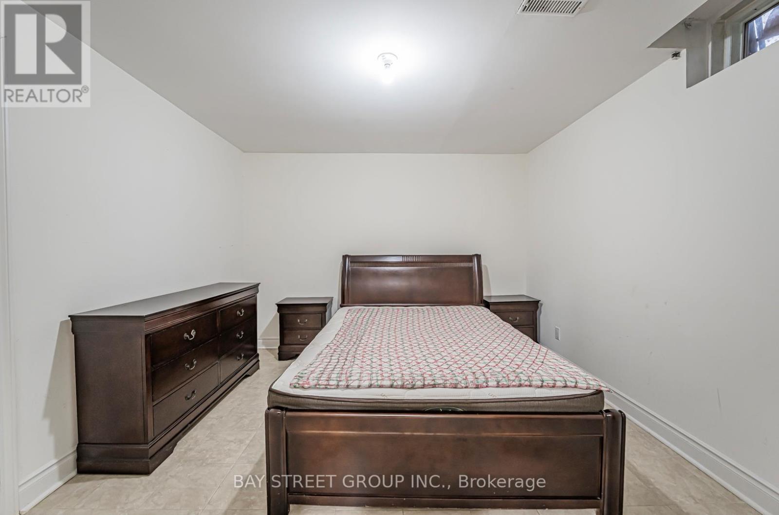29 Ashmore Crescent, Markham, Ontario  L3R 6T8 - Photo 8 - N13516064