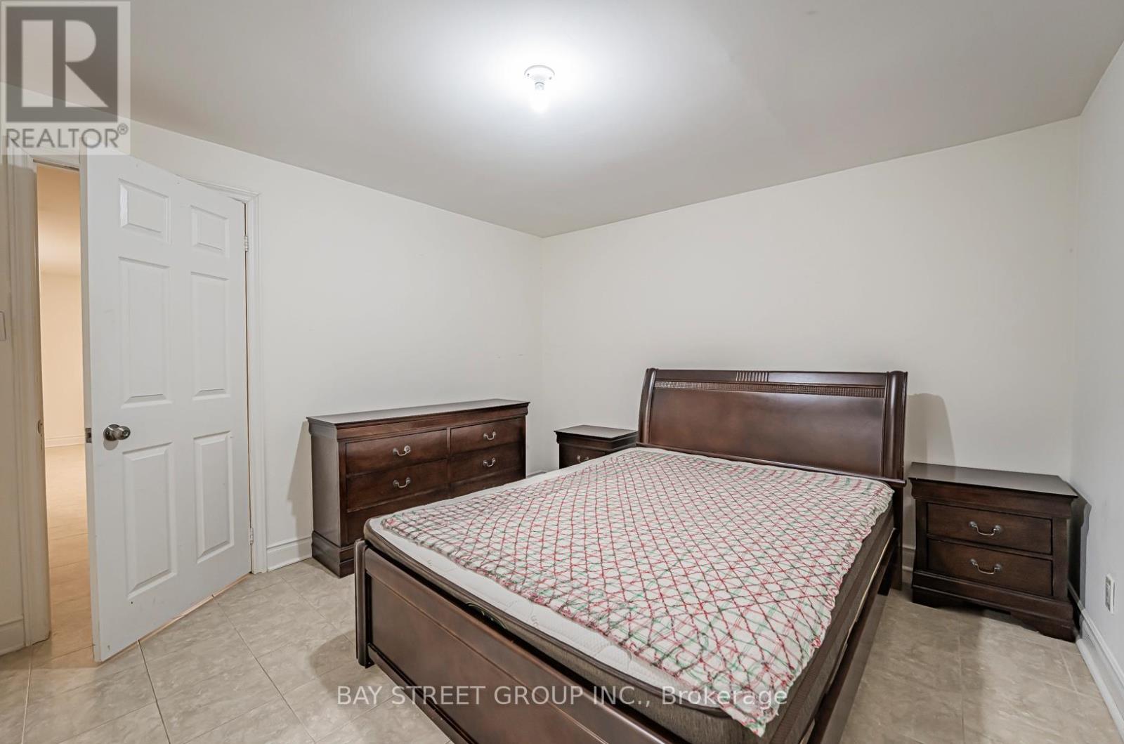 29 Ashmore Crescent, Markham, Ontario  L3R 6T8 - Photo 9 - N13516064