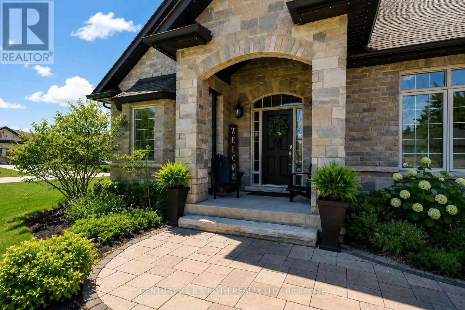 2 Roy Hickling Drive, Springwater, Ontario  L9X 0J2 - Photo 2 - S13516098