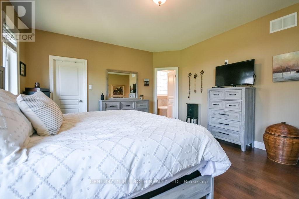 2 Roy Hickling Drive, Springwater, Ontario  L9X 0J2 - Photo 24 - S13516098