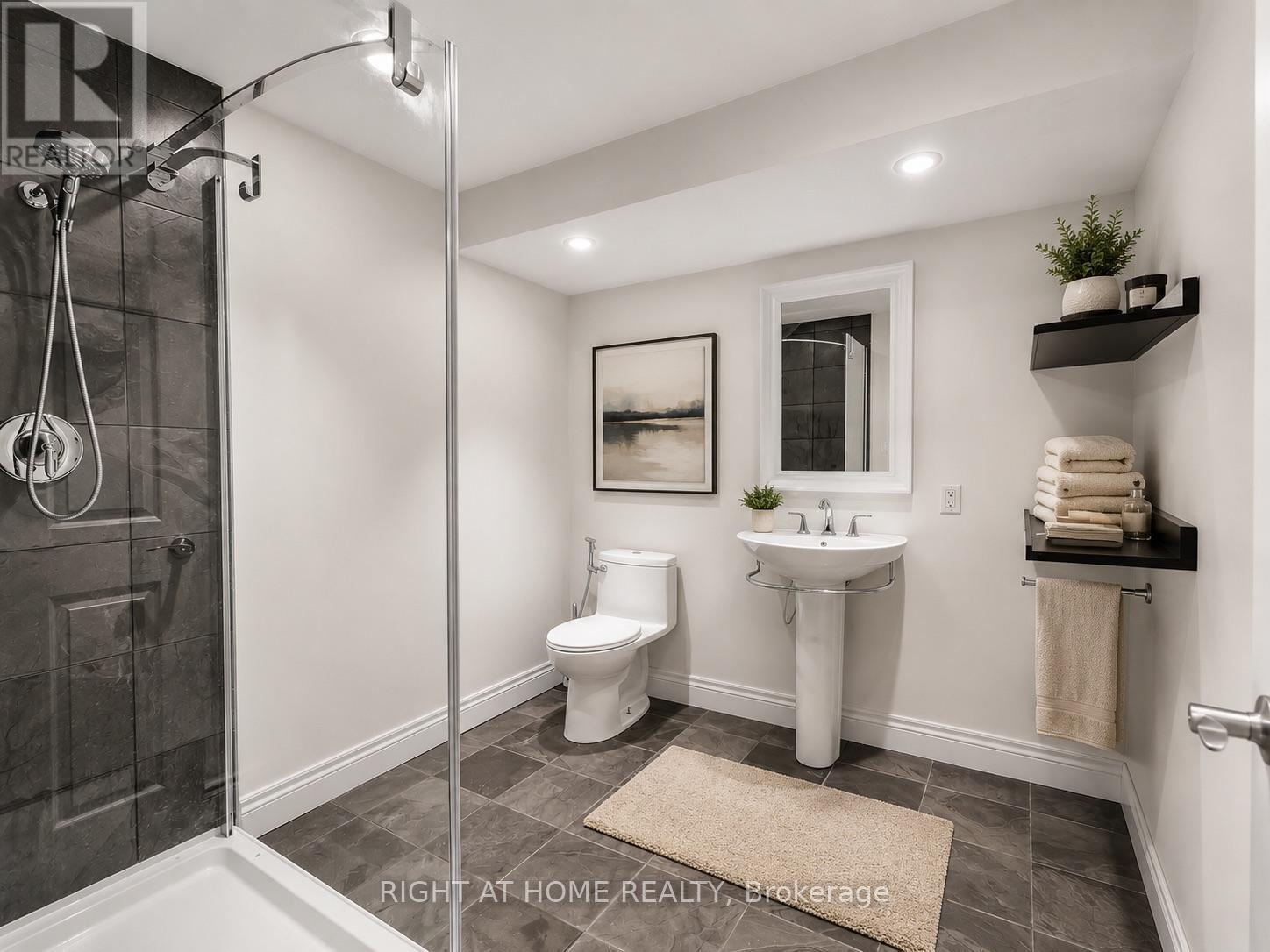 2042 Quinte Street, Burlington, Ontario  L7L 7B9 - Photo 30 - W13516020