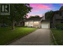 22 BEAUCOURT ROAD, Toronto, Ontario
