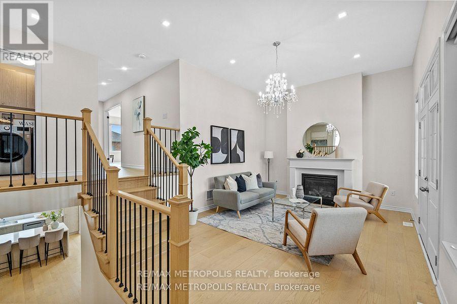476 Boyd Lane, Milton, Ontario  L9E 1W6 - Photo 3 - W13516112