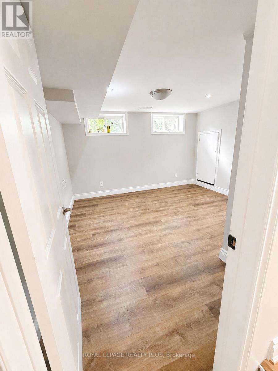 Bsmt - 389 Marf Avenue, Mississauga, Ontario  L5G 1T2 - Photo 8 - W13516118