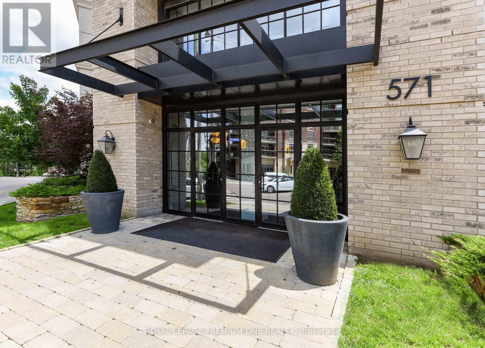 Ph06 - 571 Prince Edward Drive, Toronto, Ontario  M8X 0A1 - Photo 2 - W13516126