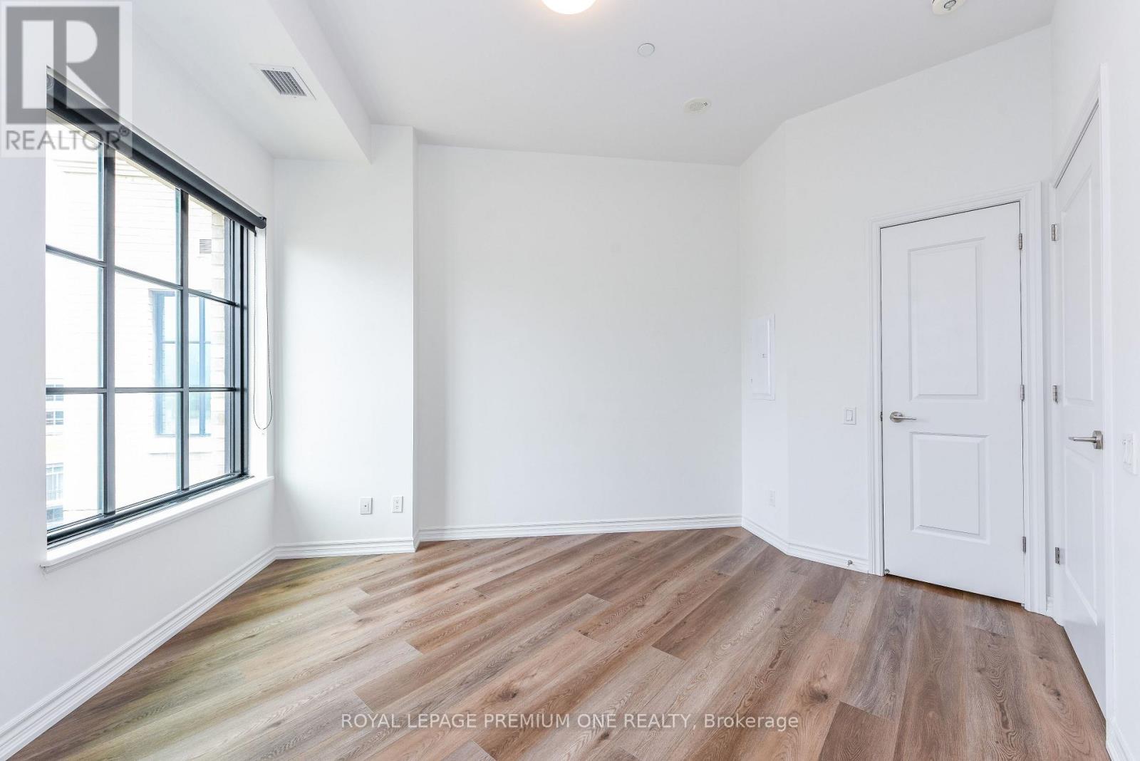Ph06 - 571 Prince Edward Drive, Toronto, Ontario  M8X 0A1 - Photo 25 - W13516126