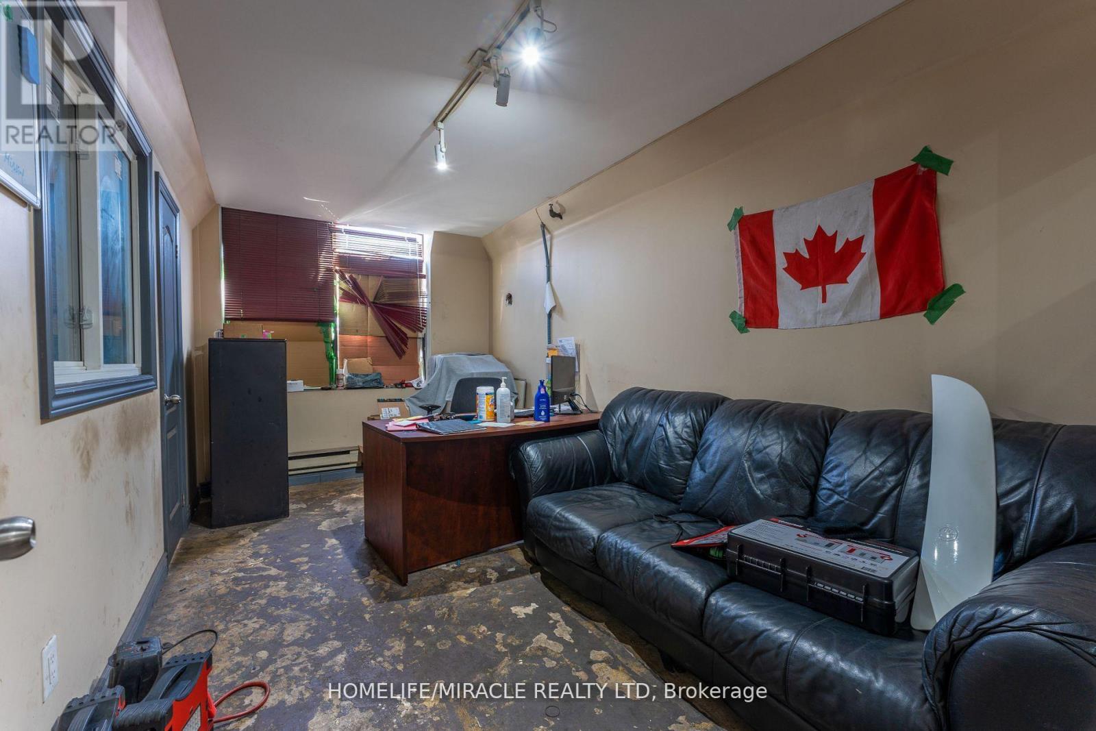 8 & 9 - 6771 Columbus Road, Mississauga, Ontario  L5T 2G9 - Photo 18 - W13516132