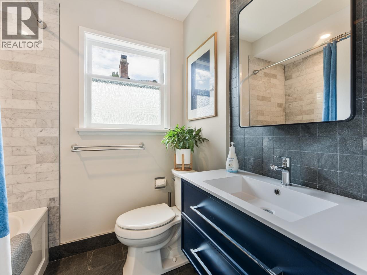 355 Sherbrooke Street, New Westminster, British Columbia  V3L 3M8 - Photo 14 - R3141523