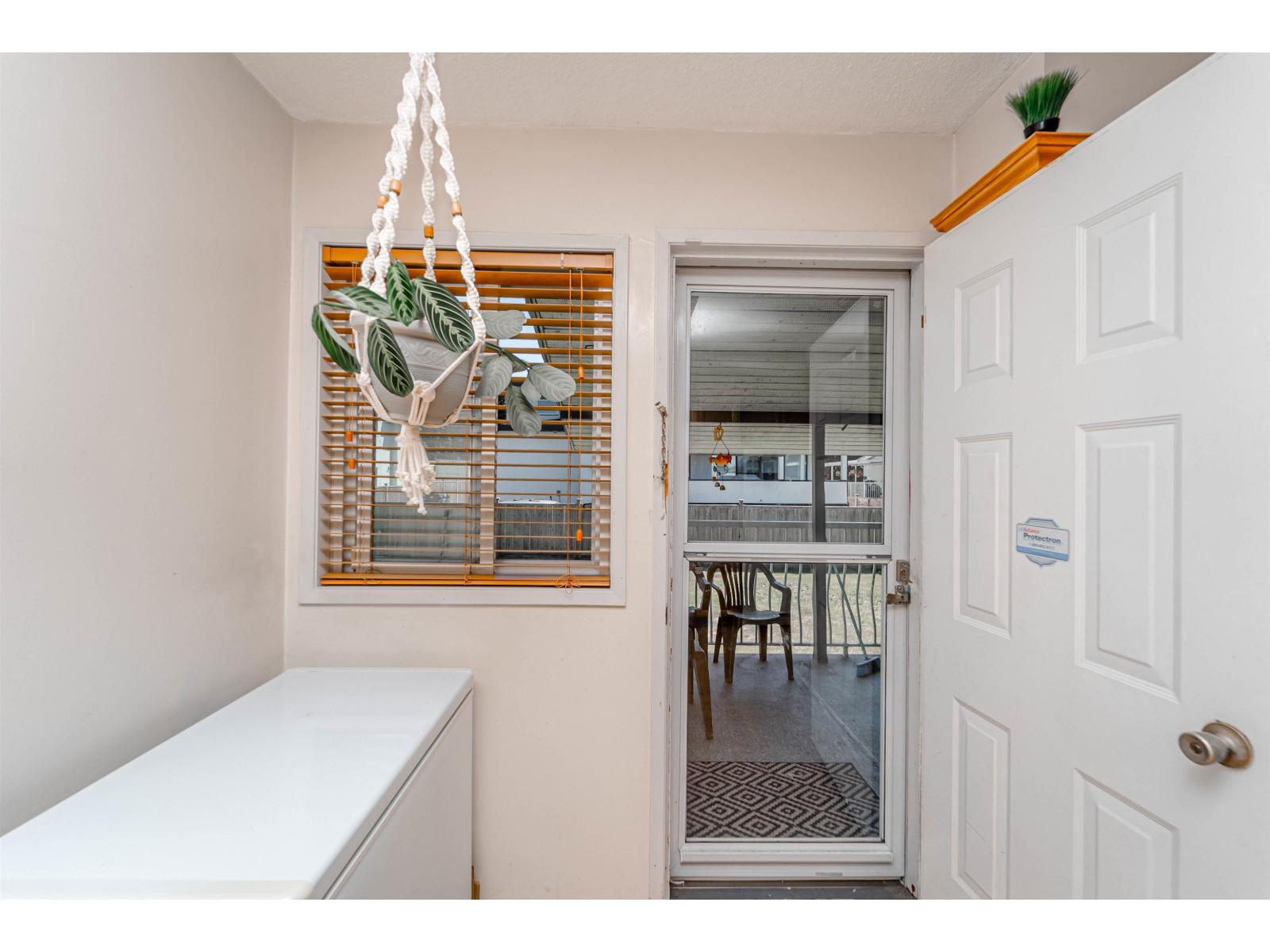2104 Bakerview Street, Abbotsford, British Columbia  V2T 3B1 - Photo 16 - R3141742