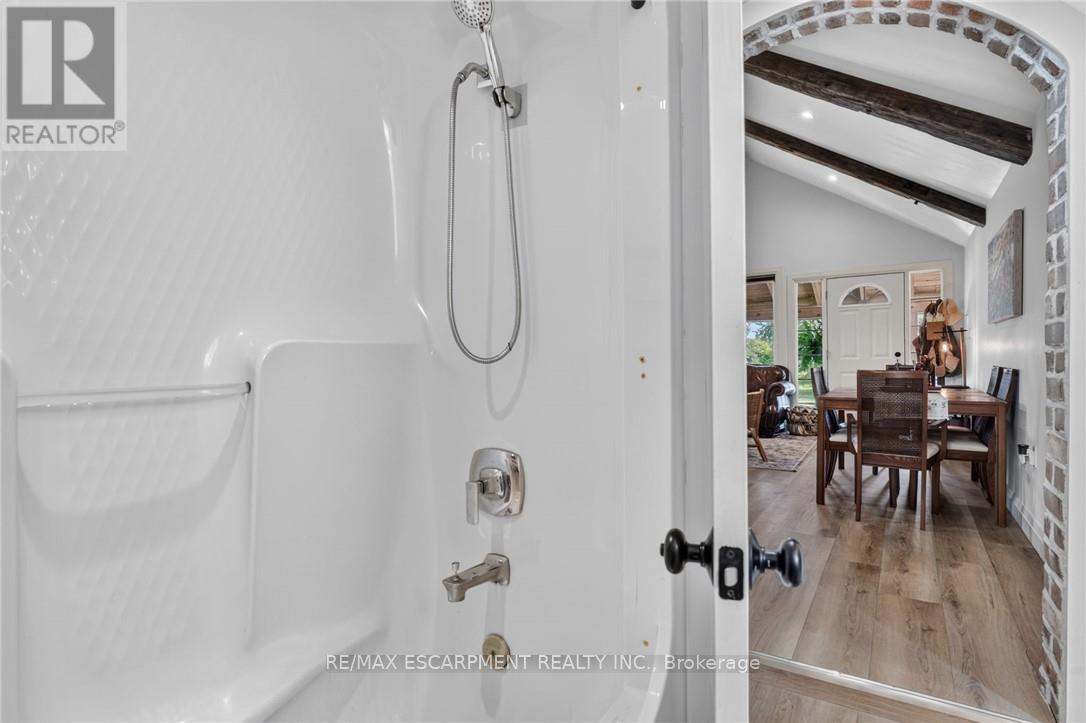 5242 Canborough Road, West Lincoln, Ontario  L0R 2J0 - Photo 22 - X13516026