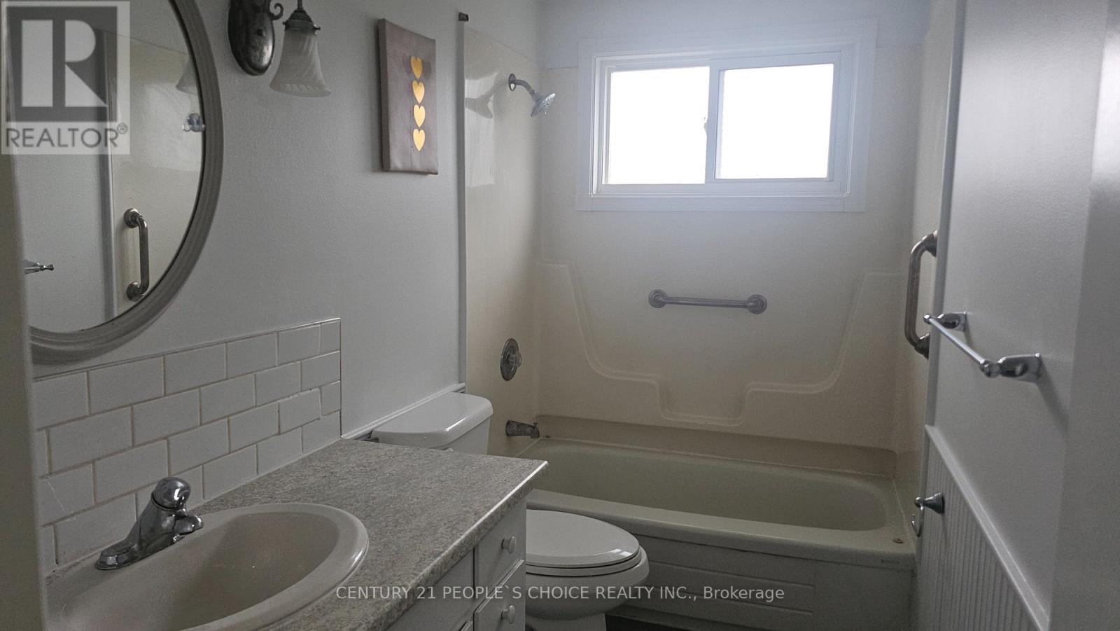 58 Belwood Crescent, Kitchener, Ontario  N2C 1Z3 - Photo 7 - X13516176