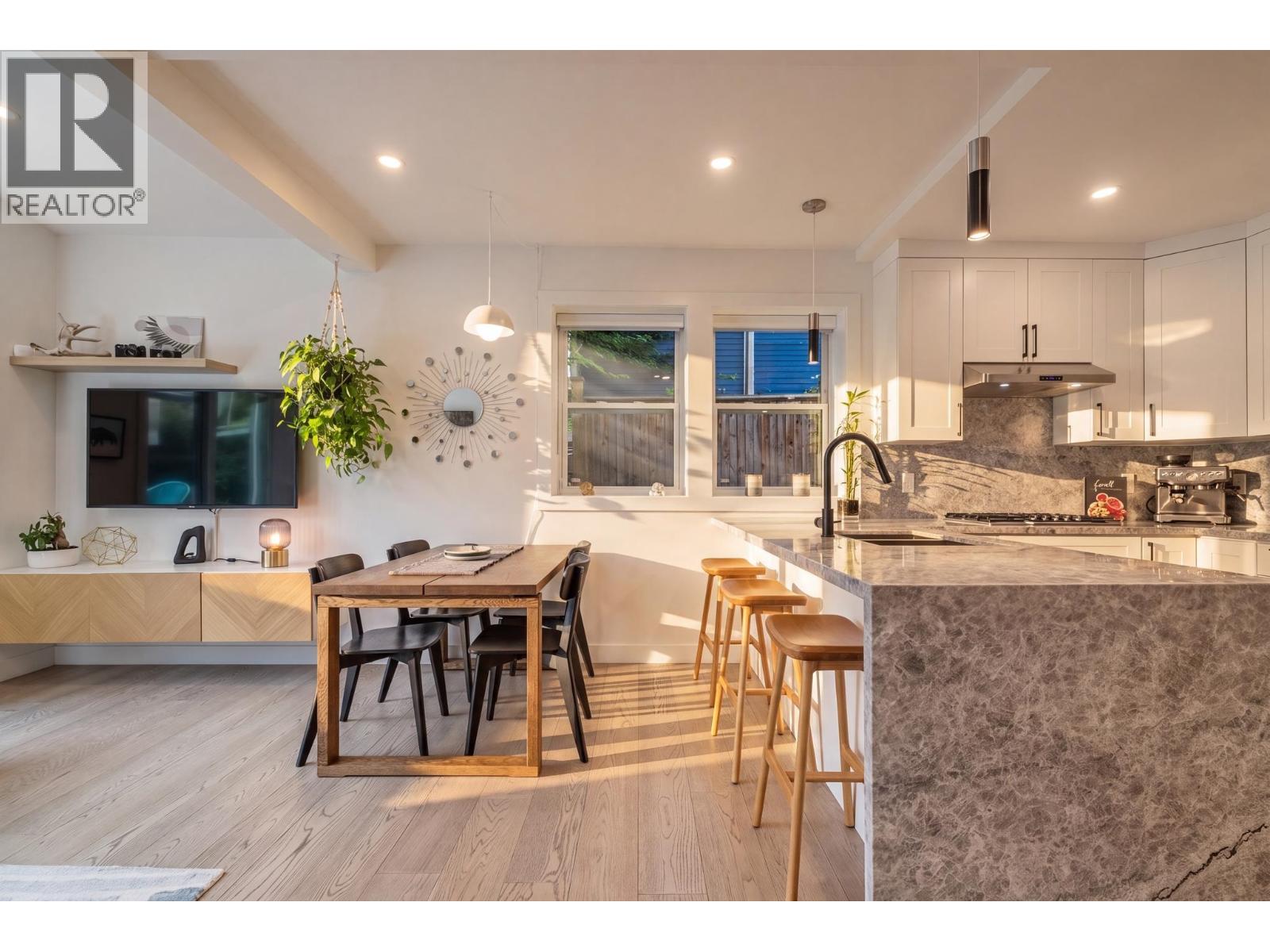 1372 E 10th Avenue, Vancouver, British Columbia  V5N 1X3 - Photo 10 - R3142093