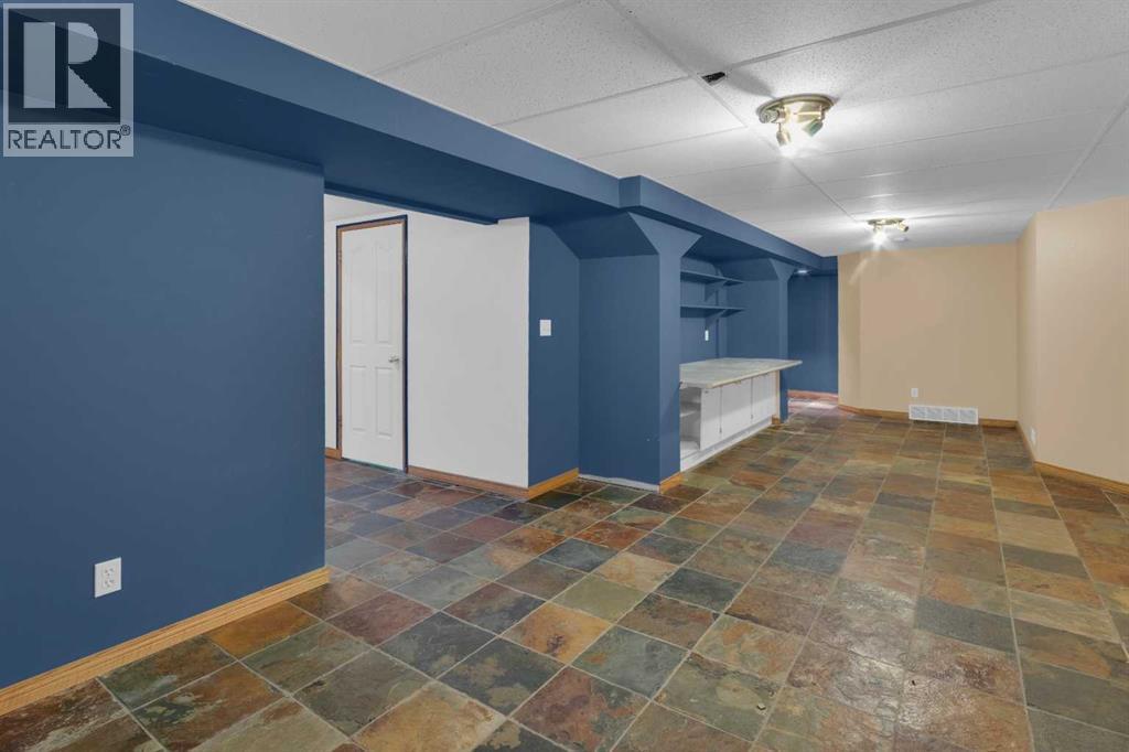 47 Hillgrove Drive SW, Calgary, Alberta  T2V 3L5 - Photo 25 - A2324210