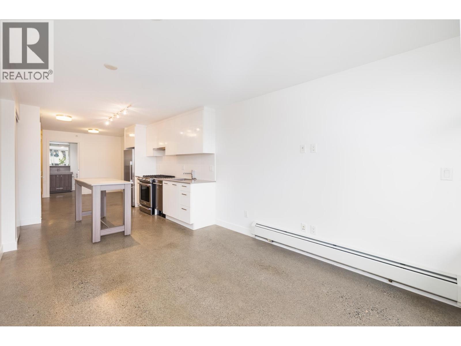 305 231 E Pender Street, Vancouver, British Columbia  V6A 1T8 - Photo 2 - R3142083