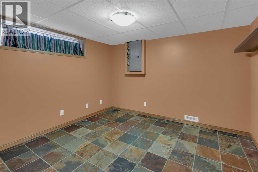 47 Hillgrove Drive SW, Calgary, Alberta  T2V 3L5 - Photo 26 - A2324210
