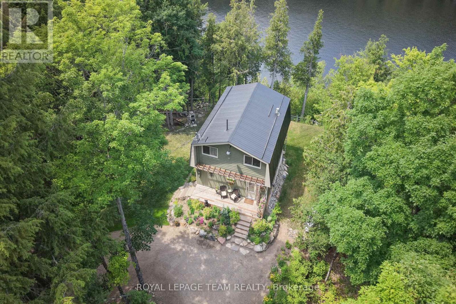 102 A Mcvicar Lane, Mcnab/braeside, Ontario  K0A 3L0 - Photo 2 - X13516262