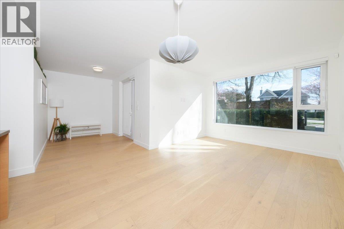 1581 W 57th Avenue, Vancouver, British Columbia  V6P 0H7 - Photo 7 - R3142132