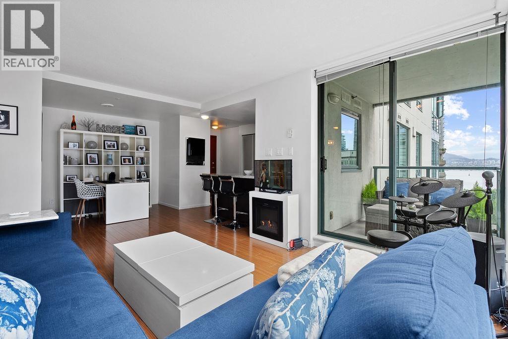 1005 1238 Melville Street, Vancouver, British Columbia  V6E 4N2 - Photo 11 - R3142154