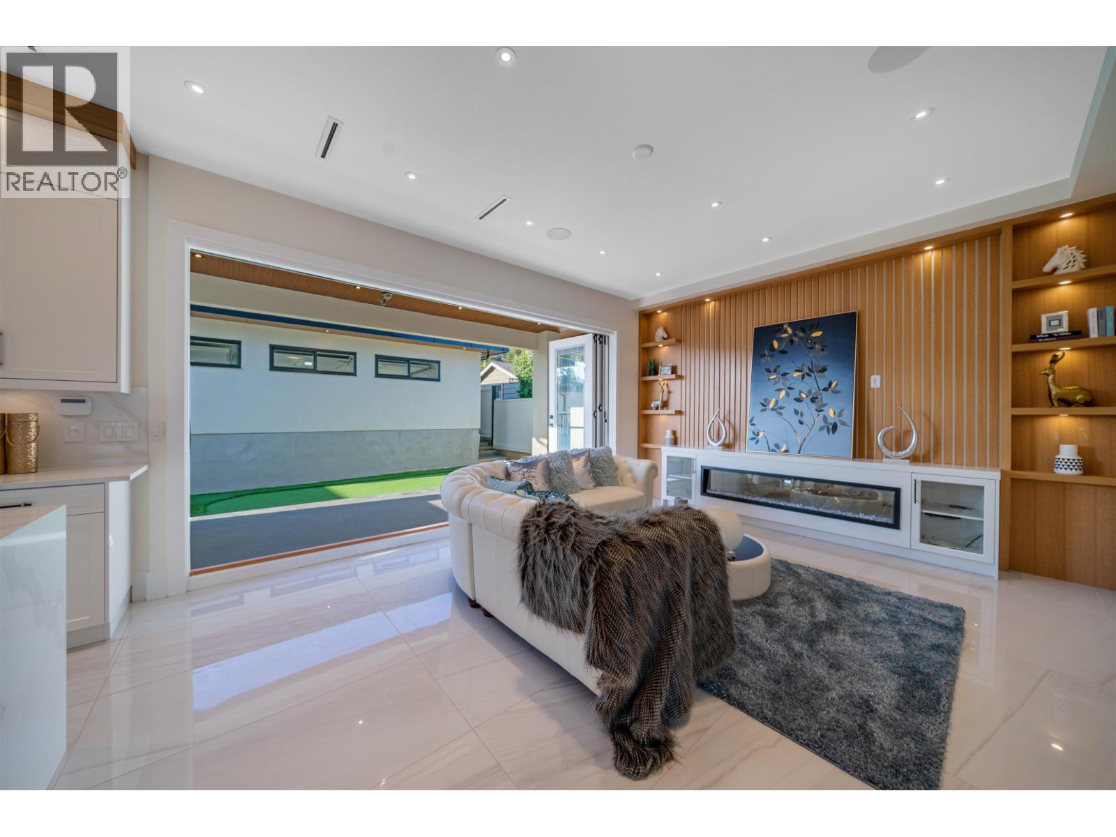 214 W 24th Street, North Vancouver, British Columbia V7M 2C4 - Photo 18 - R3142141