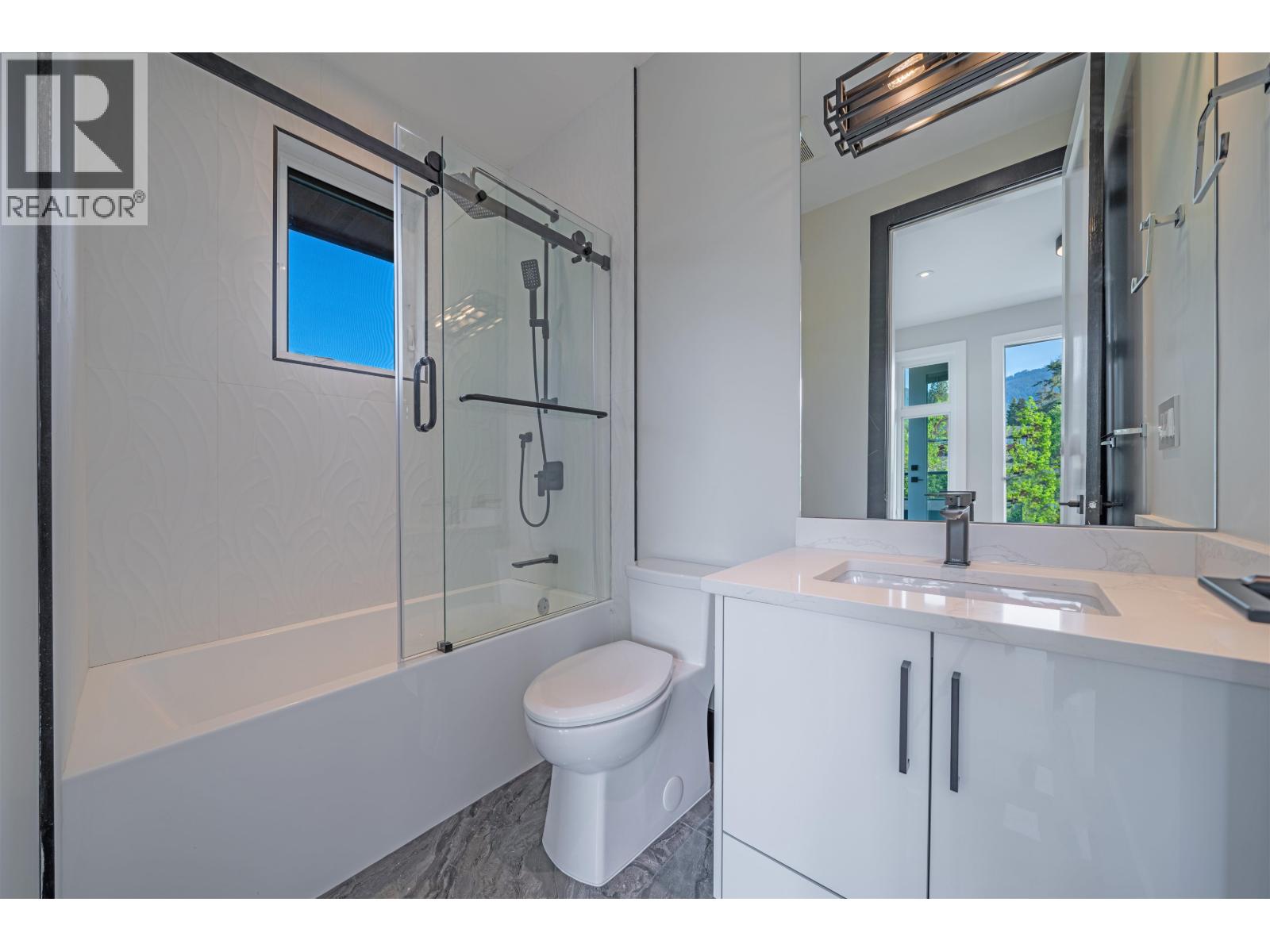 214 W 24th Street, North Vancouver, British Columbia V7M 2C4 - Photo 28 - R3142141