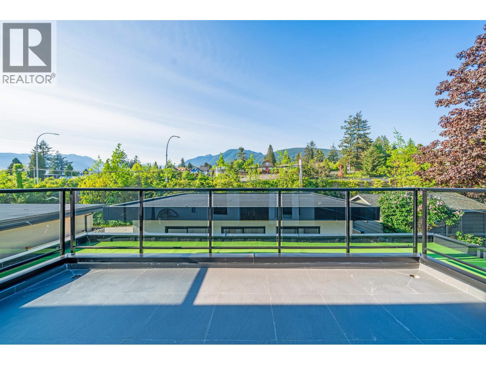 214 W 24th Street, North Vancouver, British Columbia V7M 2C4 - Photo 34 - R3142141